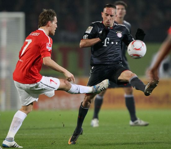 不仅在进攻 不仅在进攻